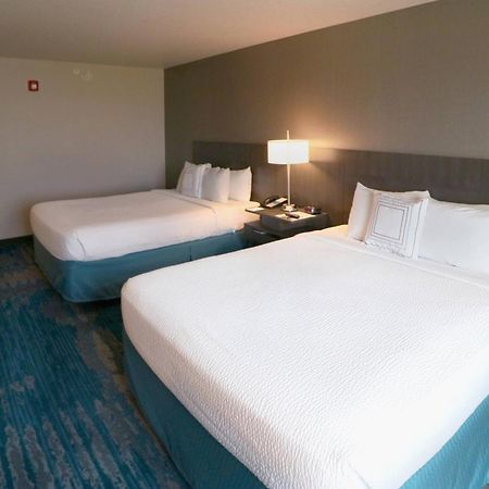 Fairfield Inn & Suites Des Moines Airport Bagian luar foto