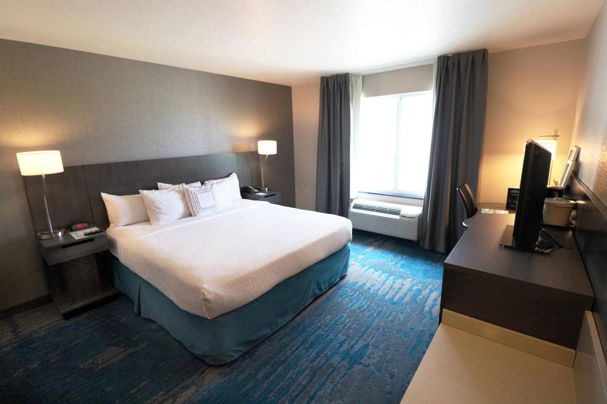 Fairfield Inn & Suites Des Moines Airport Bagian luar foto