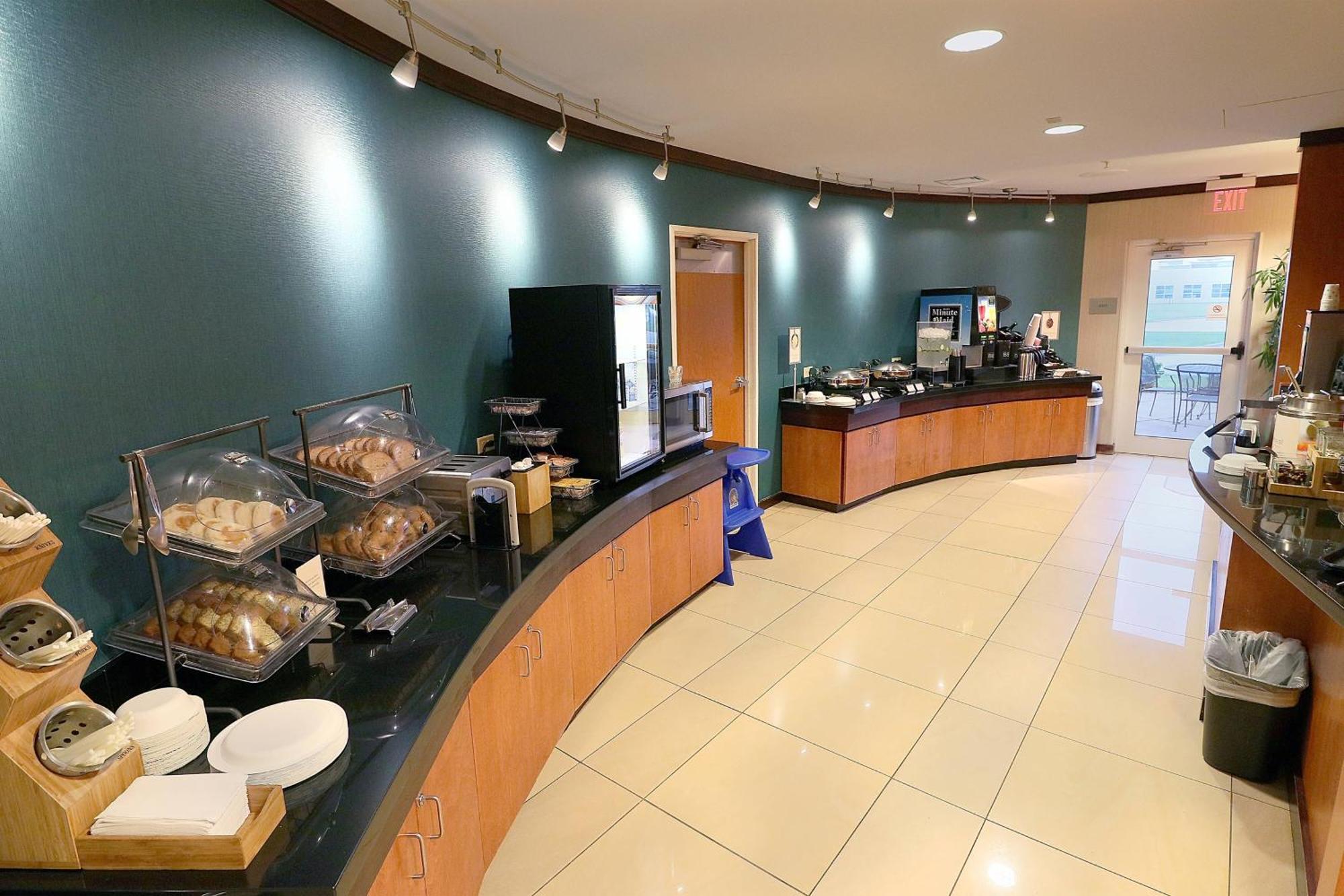 Fairfield Inn & Suites Des Moines Airport Bagian luar foto